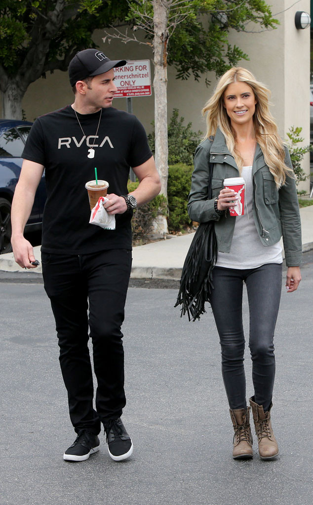Flip Or Flops Christina And Tarek El Moussa Step Out Together After